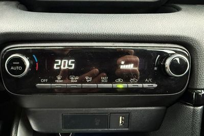 Toyota Yaris Hybrid Comfort