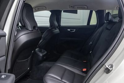 Volvo V60 B4