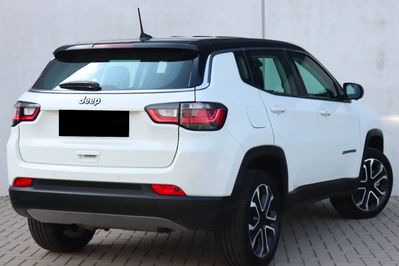 Jeep Compass Altitude 1.5 T4 mHEV DCT FWD