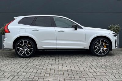 Volvo XC60 T8 Plug-In Hybrid AWD Polestar Engineered