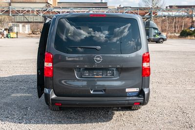 Opel Zafira Life Extra Long L2H1 Business AT8