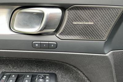 Volvo XC40 B3 Plus Black Edition