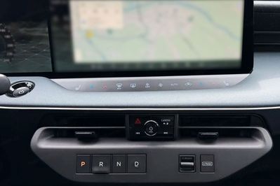 Nissan Leaf Evolve Plus 52kWh 2WD AT