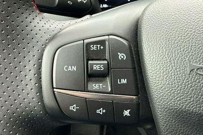 Ford Focus Ecoboost Hybrid St-Line x