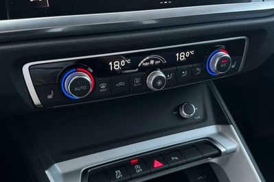 Audi Q3 35 TFSI S Line