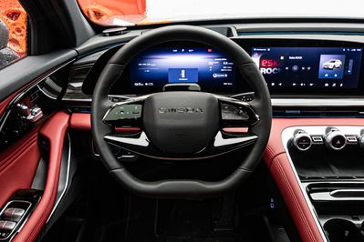 Omoda 9 1.5 Super Hybrid Exclusive AWD