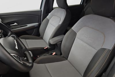 Dacia Jogger 1.6 Full Hybrid 140 Extreme MMT 7os