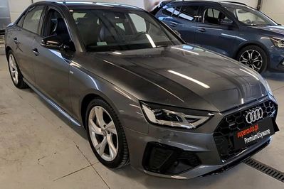 Audi A4 45 TFSI quattro S Line