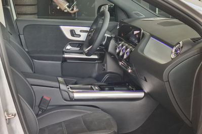 Mercedes GLA 220  4-Matic AMG Line