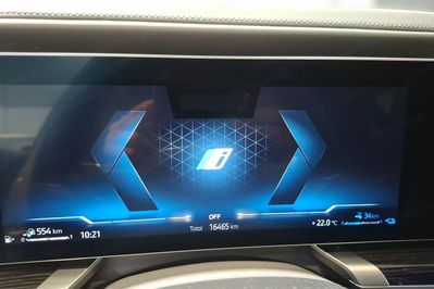 BMW Seria 7 750e PHEV xDrive