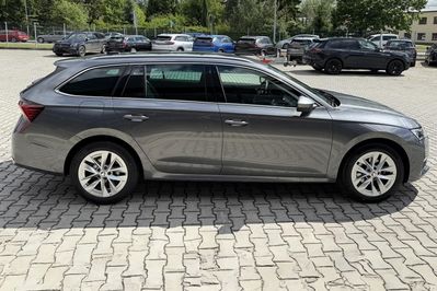 Skoda Octavia Drive Selection 1.5 TSI mHEV DSG