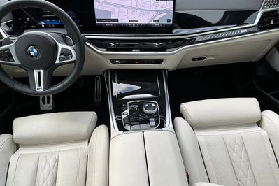 BMW X7 M60I Xdrive M Sport