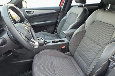 Renault Arkana 1.3 TCe mHEV Techno EDC