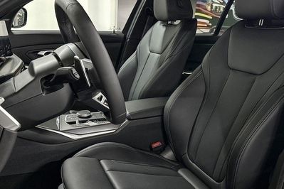 BMW Seria 3 318i M Sport