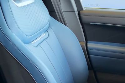 Land Rover Range Rover 4.4 V8 P615 SV Bespoke ''Polar Night''