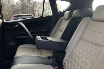 Toyota RAV4 Hybrid Selection 4x4