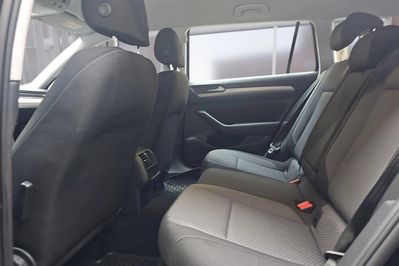 Volkswagen Passat 2.0 TDI EVO Essence DSG