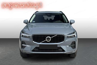Volvo XC60 B5 B AWD Momentum Pro