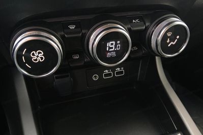 Renault Arkana 1.3 Tce Mhev Evolution Edc