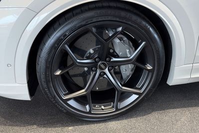 Audi Q8 RSQ8 TFSI quattro Performance