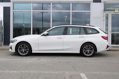 BMW Seria 3 320d xDrive Sport Line aut