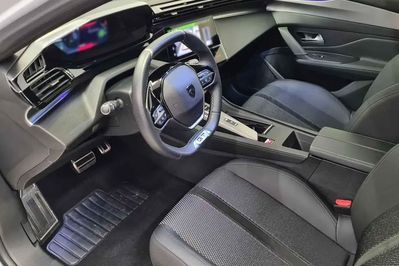 Peugeot 308 GT e-DCS 1.2 mHEV