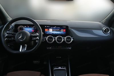 Mercedes GLA 220 mHEV 4-Matic AMG Line 8G-DCT