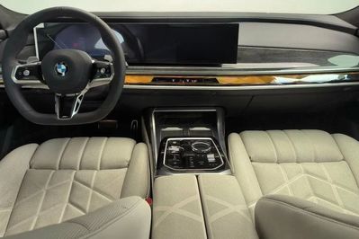 BMW Seria 7 740d xDrive M Sport