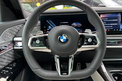 BMW Seria 7 740d xDrive M Sport
