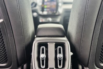 Volvo XC40 B3 Core