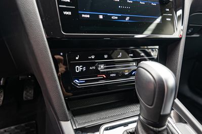 Volkswagen Passat 1.5 TSI EVO Business DSG