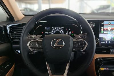 Lexus NX 350h Prestige