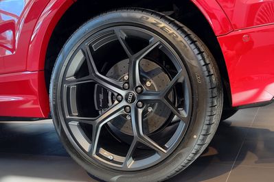 Audi Q8 RSQ8 TFSI quattro Performance