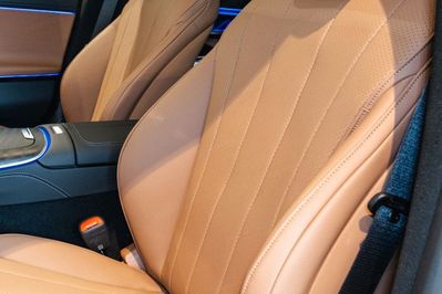 Mercedes Klasa E 200 4-Matic AMG