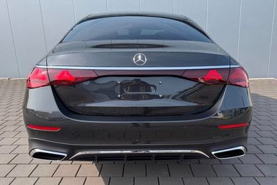 Mercedes Klasa E 300 de 4-Matic AMG