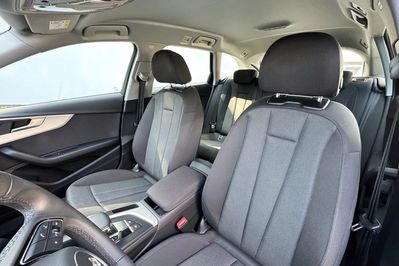 Audi A4 Avant 35 TFSI