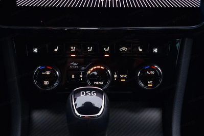 Skoda Superb 2.0 TDI SCR Sportline DSG