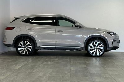 BYD Seal U DM-i  Design AWD