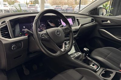Opel Crossland X 1.2 Elegance Business Pack