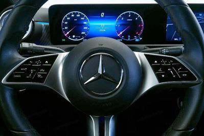 Mercedes Klasa A 200 d Progressive 8G-DCT