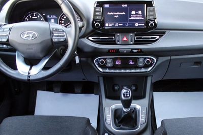 Hyundai i30 1.5 T-GDI Smart