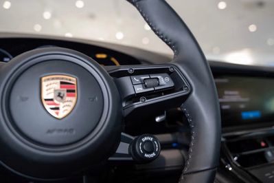 Porsche Panamera 4 E-Hybrid