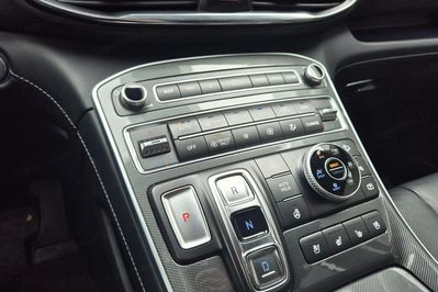 Hyundai Santa Fe 1.6 T-GDI PHEV Platinum 4WD