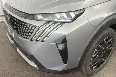 Peugeot 3008 GT 1.2 mHEV e-DCS6