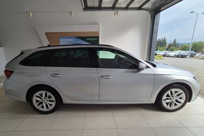 Skoda Octavia 1.5 TSI  Ambition DSG
