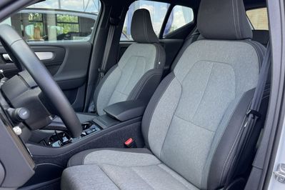 Volvo XC40 B3 Plus Dark