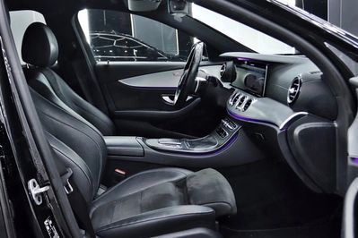 Mercedes Klasa E 220 d 4MATIC AMG Line