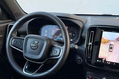 Volvo XC40 B4 B Ultra Black Edition