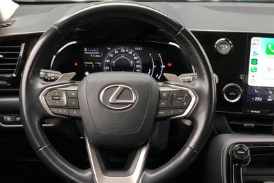 Lexus NX 350h Business AWD