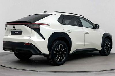 Toyota bZ4X Style EV